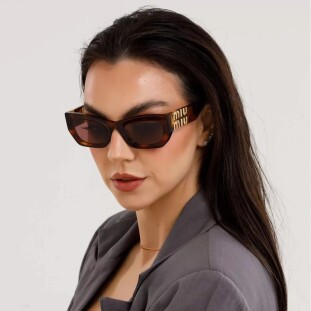 Óculos de Sol Miu Miu 09WS 11Q08S Feminino Retangular Tabaco